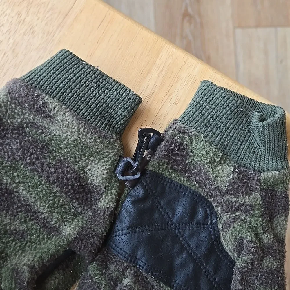 Columbia Youth Large Camouflage Knit Gloves Big Kids Boys Unisex Colors